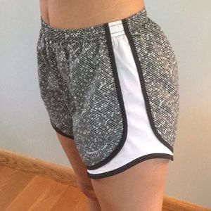 Women’s Nike tempo shorts patterned dri-fit size S